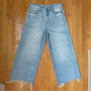 ✨AE Wide Leg Crop Jeans✨